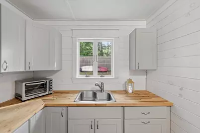 68 Centenary Avenue, Laconia, NH 03246 - Photo 16