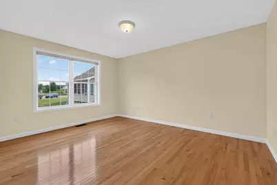 27 Leybridge Drive, Hudson, NH 03051 - Photo 16