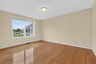 27 Leybridge Dr, Hudson, NH 03051 - Photo 16