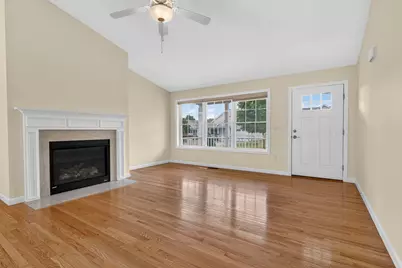 27 Leybridge Drive, Hudson, NH 03051 - Photo 6
