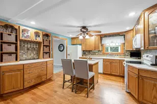 31 Leonard Dr, Pelham, NH 03076 - Photo 12