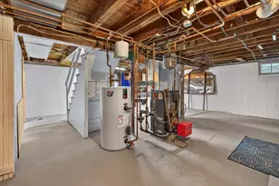 169 Flint St, Manchester, NH 03103 - Photo 34