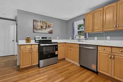 169 Flint Street, Manchester, NH 03103 - Photo 8