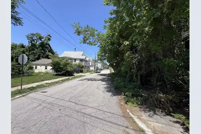 502 Manchester Street, Manchester, NH 03103 - Photo 2