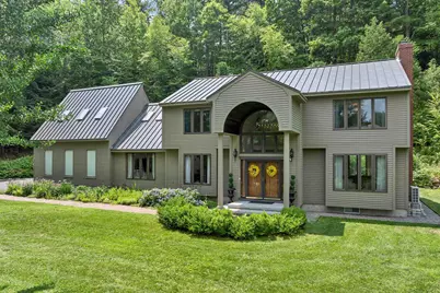 8 West Gate Drive, Bow, NH 03304 - Photo 1
