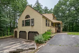 68 Merrimack Rd, Amherst, NH 03031 - Photo 2