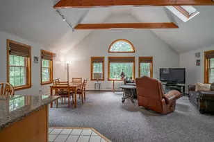 68 Merrimack Rd, Amherst, NH 03031 - Photo 4