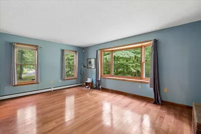 4 Berge Lane, Derry, NH 03038 - Photo 8