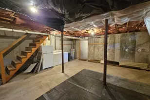 94 Wason Rd, Hudson, NH 03051 - Photo 12