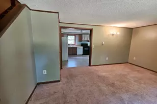 94 Wason Rd, Hudson, NH 03051 - Photo 2