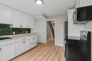 184A Echo Ave, Portsmouth, NH 03801 - Photo 16