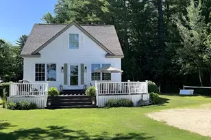 90 Rocky Point Rd, Wakefield, NH 01949 - Photo 1