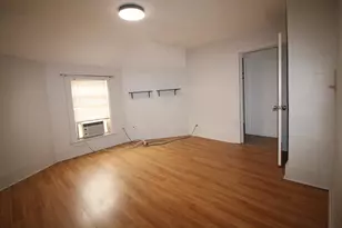 11 Elm St, Derry, NH 03038 - Photo 6