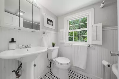 27 Baker Street, Hudson, NH 03051 - Photo 28