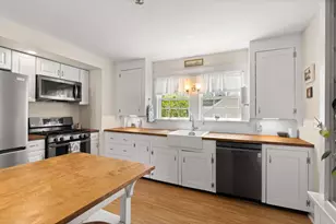 16 Brookline St, Nashua, NH 03064 - Photo 14