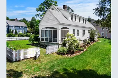 16 Brookline Street, Nashua, NH 03064 - Photo 4
