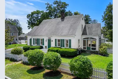 16 Brookline Street, Nashua, NH 03064 - Photo 2