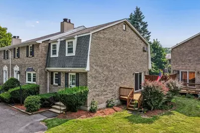 133 Fieldstone Drive, Londonderry, NH 03053 - Photo 2