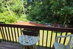 2 Wyndmere Dr, Londonderry, NH 03053 - Photo 6
