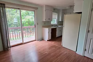 2 Wyndmere Dr, Londonderry, NH 03053 - Photo 4
