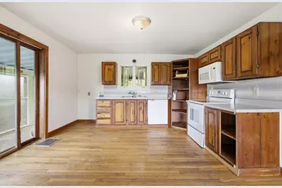 24 Turnpike Road, Jefferson, NH 03583 - Photo 8