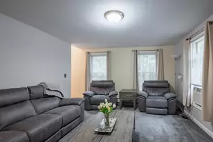 5 Blake Rd, Raymond, NH 03077 - Photo 10