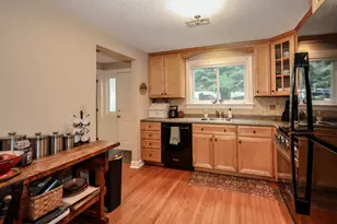 135 Amherst St, Amherst, NH 03031 - Photo 6