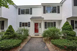 135 Amherst St, Amherst, NH 03031 - Photo 1