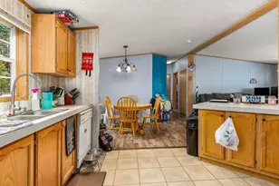 46 Cedar St, Wakefield, NH 03872 - Photo 4