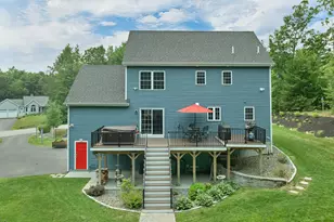 95 Olde Bridge Ln, Epping, NH 03042 - Photo 8