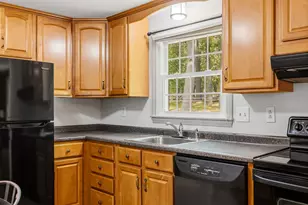42 Harding Rd, Portsmouth, NH 03801 - Photo 12