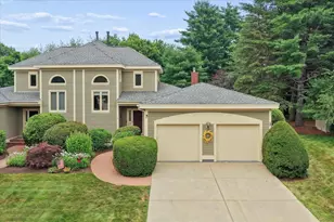 5 Pebble Beach Dr, Bedford, NH 03110 - Photo 1