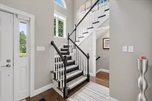 5 Pebble Beach Dr, Bedford, NH 03110 - Photo 4