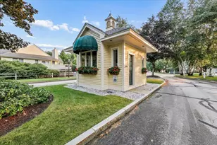 5 Pebble Beach Dr, Bedford, NH 03110 - Photo 44