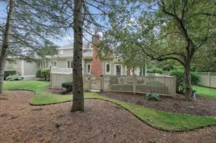 5 Pebble Beach Dr, Bedford, NH 03110 - Photo 34