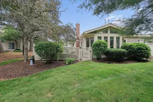 5 Pebble Beach Dr, Bedford, NH 03110 - Photo 32