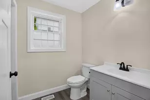 20 Ritter St, Nashua, NH 03060 - Photo 12