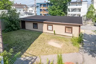 217 Cartier St, Manchester, NH 03102 - Photo 24