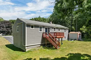 9 Bunker Hill Dr, Londonderry, NH 03053 - Photo 12