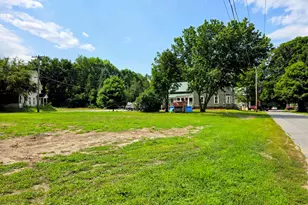 6 Locust St, Haverhill, NH 03785 - Photo 8
