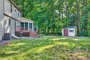 8 Raelynn Dr, Derry, NH 03038 - Photo 2