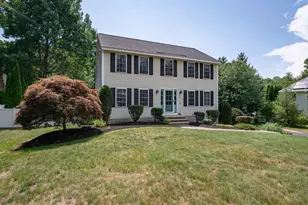 14 Village Dr, Atkinson, NH 03811 - Photo 1