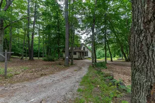 90 Champion Hill Rd, Effingham, NH 03882 - Photo 12