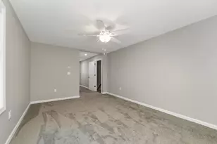 101 Centerwood Wy, Manchester, NH 03102 - Photo 32