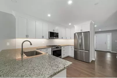 101 Centerwood Way, Manchester, NH 03102 - Photo 4