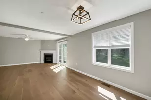 101 Centerwood Wy, Manchester, NH 03102 - Photo 12