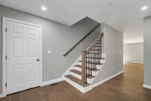 101 Centerwood Wy, Manchester, NH 03102 - Photo 22