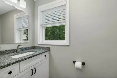 101 Centerwood Way, Manchester, NH 03102 - Photo 20