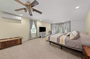 8 Forest St, Londonderry, NH 03053 - Photo 28