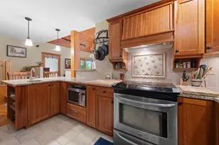 33 Arrowhead Point Rd, Bristol, NH 03222 - Photo 12